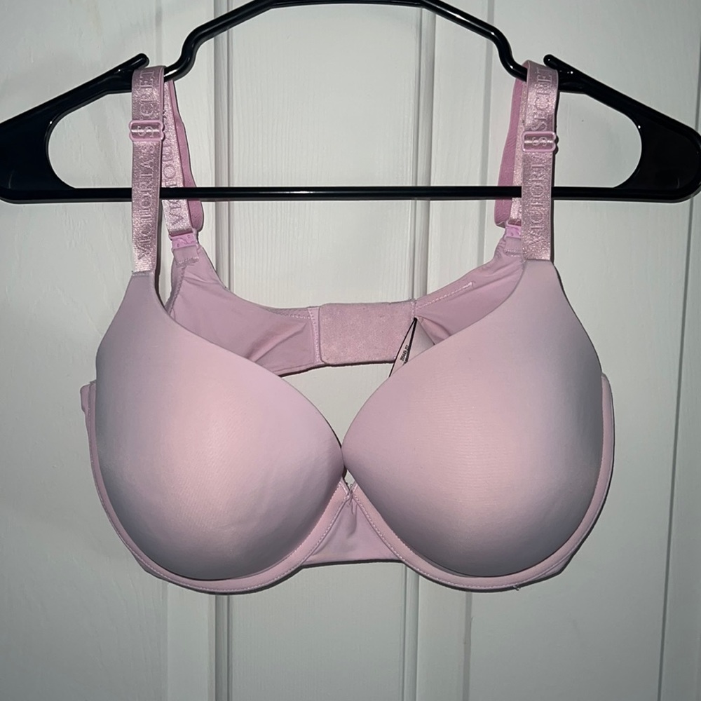 Victoria’s Secret t-shirt push-up full coverage bra